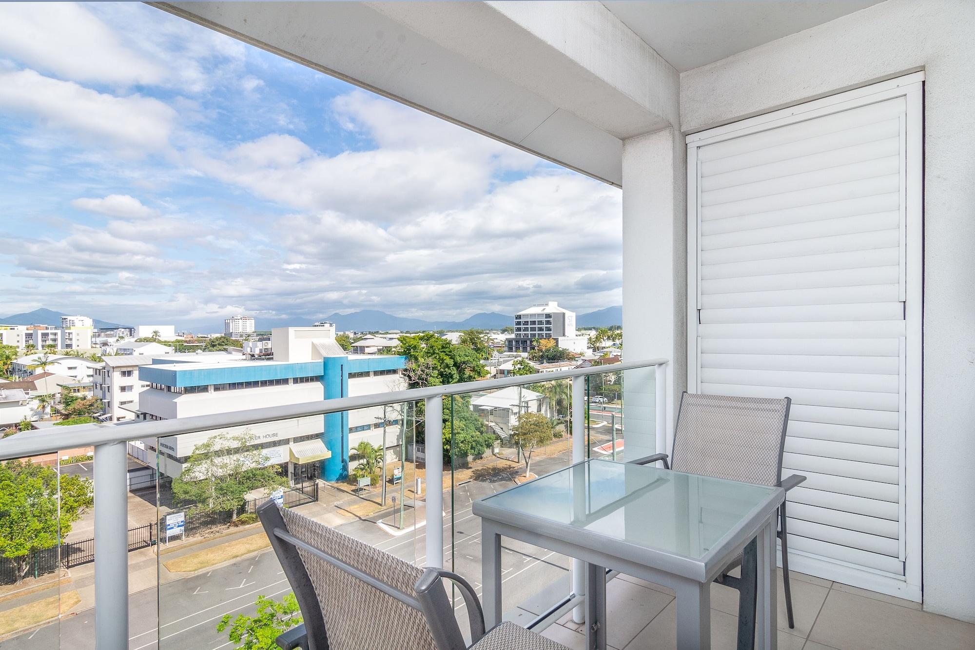 201 Lake Street Hotell Cairns Eksteriør bilde